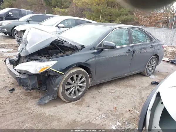 4T4BF1FK0GR539518 2016 TOYOTA CAMRY - Image 2