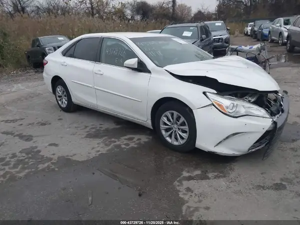 4T4BF1FK0GR539552 2016 TOYOTA CAMRY - Image 1