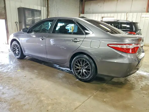 4T4BF1FK0GR542886 2016 TOYOTA CAMRY - Image 2