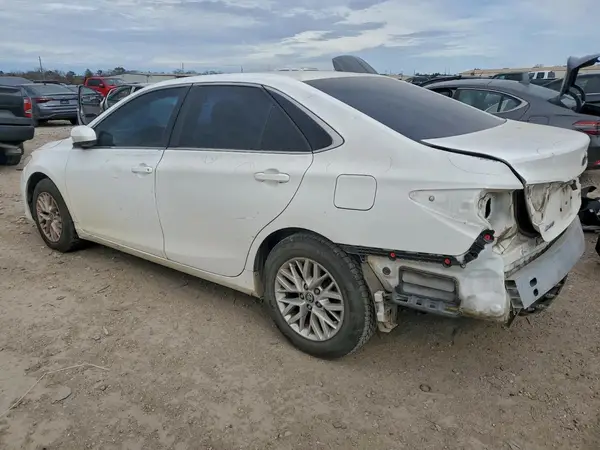 4T4BF1FK0GR545321 2016 TOYOTA CAMRY - Image 2