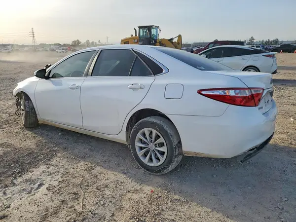 4T4BF1FK0GR546081 2016 TOYOTA CAMRY - Image 2