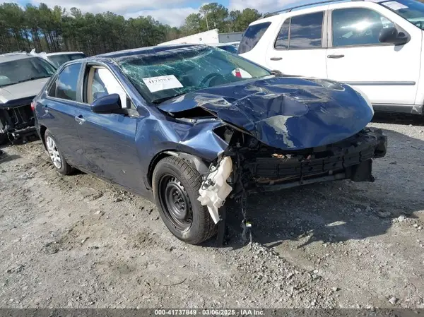 4T4BF1FK0GR548090 2016 TOYOTA CAMRY - Image 1