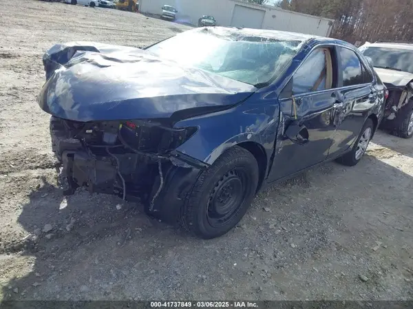 4T4BF1FK0GR548090 2016 TOYOTA CAMRY - Image 2
