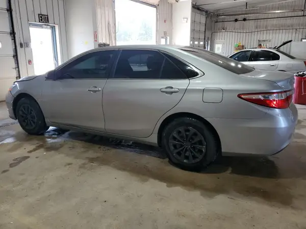 4T4BF1FK0GR552415 2016 TOYOTA CAMRY - Image 2