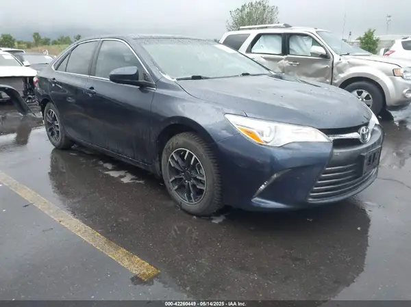 4T4BF1FK0GR552768 2016 TOYOTA CAMRY - Image 1