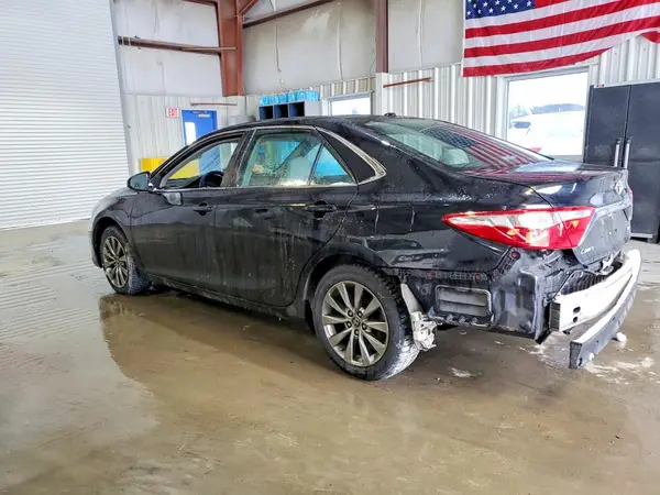4T4BF1FK0GR552978 2016 TOYOTA CAMRY - Image 2