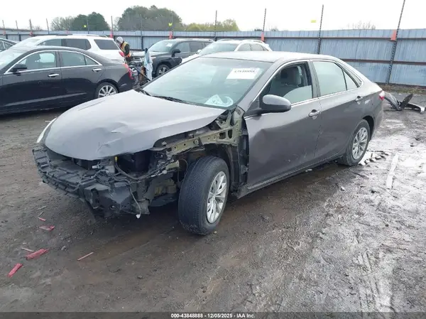 4T4BF1FK0GR554133 2016 TOYOTA CAMRY - Image 2