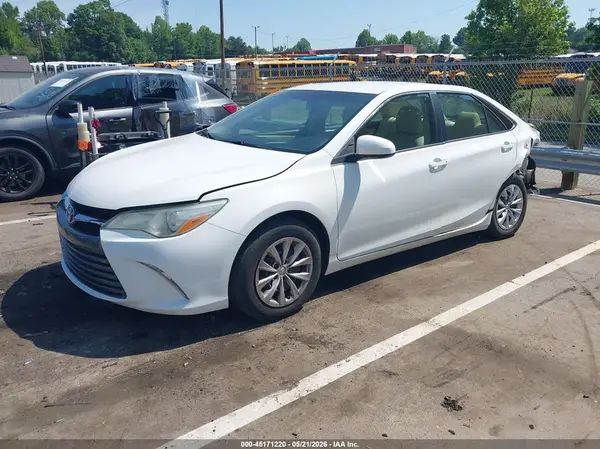 4T4BF1FK0GR555184 2016 TOYOTA CAMRY - Image 2