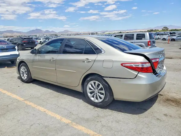 4T4BF1FK0GR562880 2016 TOYOTA CAMRY - Image 2
