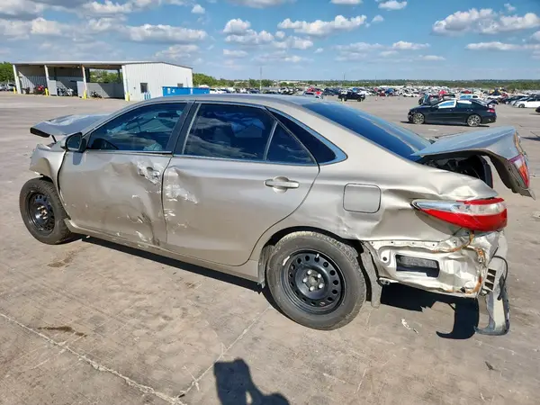4T4BF1FK0GR566461 2016 TOYOTA CAMRY - Image 2