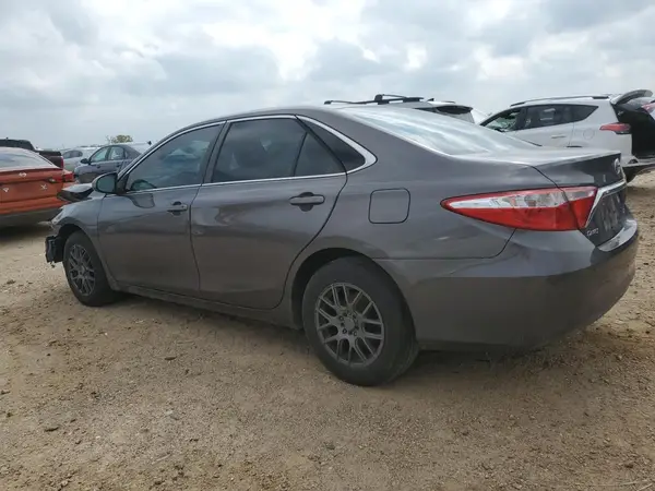 4T4BF1FK0GR574365 2016 TOYOTA CAMRY - Image 2