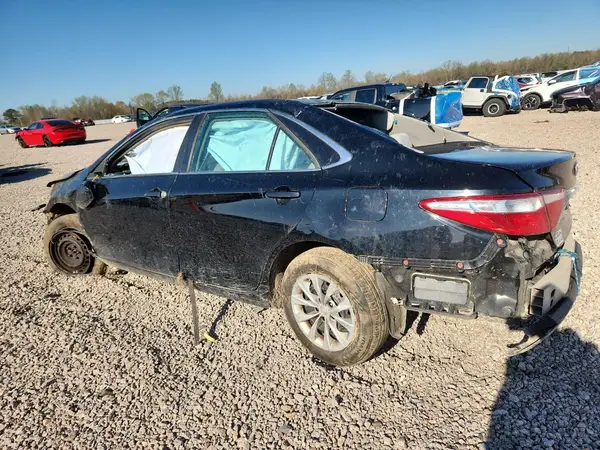 4T4BF1FK0GR576472 2016 TOYOTA CAMRY - Image 2