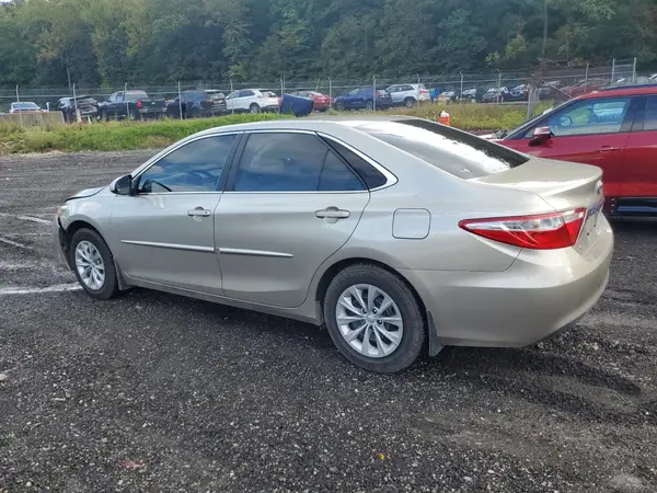 4T4BF1FK0GR577931 2016 TOYOTA CAMRY - Image 2