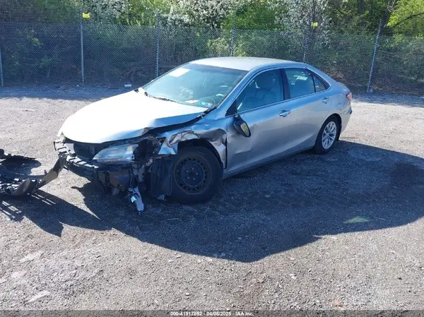 4T4BF1FK0GR579274 2016 TOYOTA CAMRY - Image 2