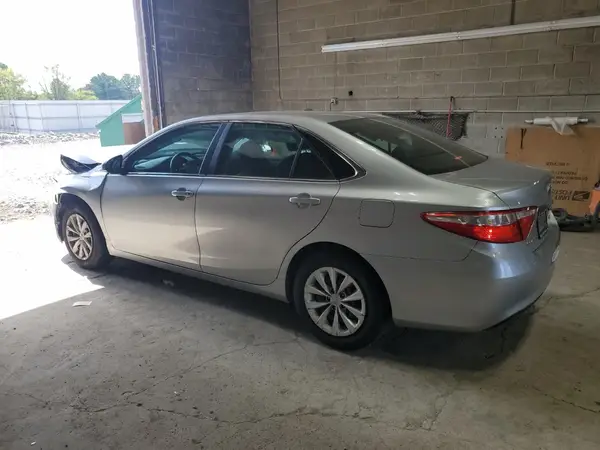 4T4BF1FK0GR580358 2016 TOYOTA CAMRY - Image 2