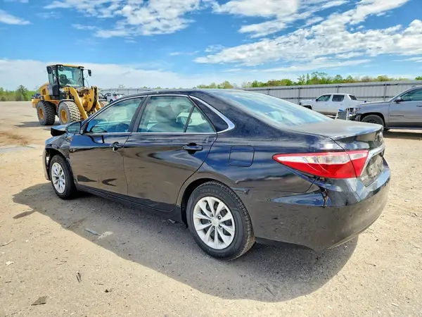 4T4BF1FK0GR581445 2016 TOYOTA CAMRY - Image 2