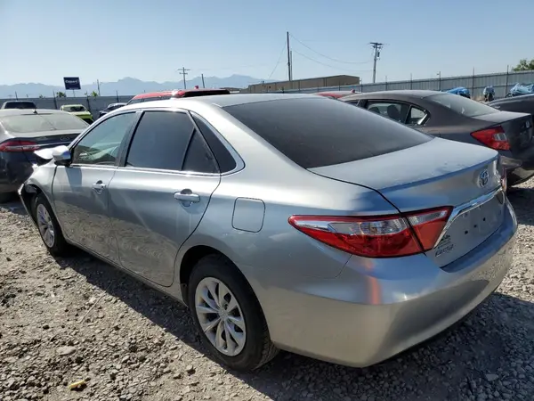 4T4BF1FK0GR581865 2016 TOYOTA CAMRY - Image 2