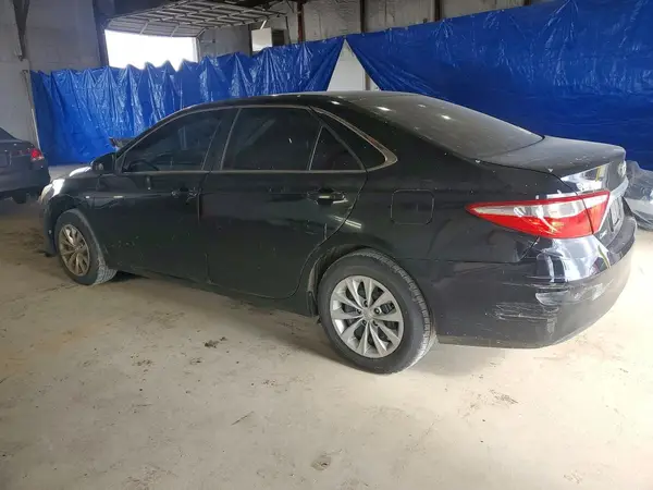 4T4BF1FK0GR582255 2016 TOYOTA CAMRY - Image 2