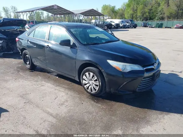 4T4BF1FK0GR583454 2016 TOYOTA CAMRY - Image 1