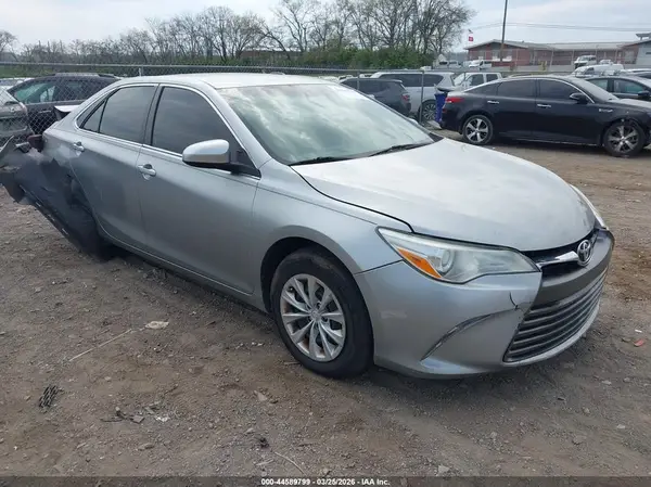 4T4BF1FK0GR583499 2016 TOYOTA CAMRY - Image 1