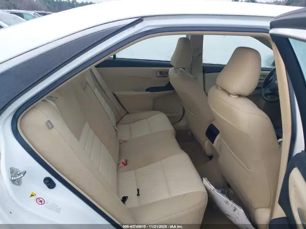 4T4BF1FK1GR519519 2016 TOYOTA CAMRY - Image 8