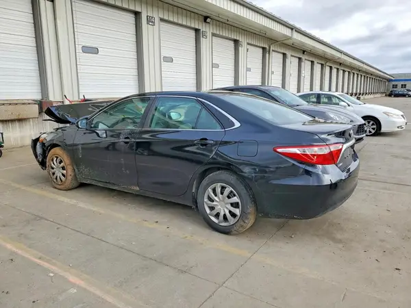 4T4BF1FK1GR520928 2016 TOYOTA CAMRY - Image 2