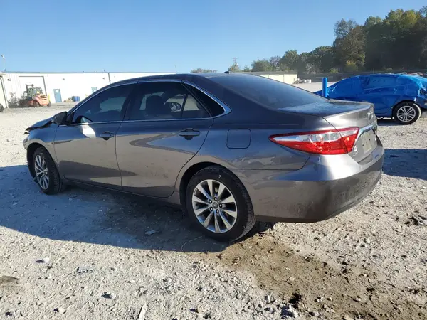 4T4BF1FK1GR521139 2016 TOYOTA CAMRY - Image 2