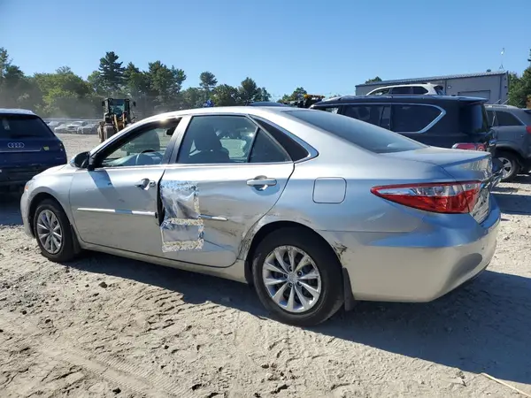 4T4BF1FK1GR521402 2016 TOYOTA CAMRY - Image 2