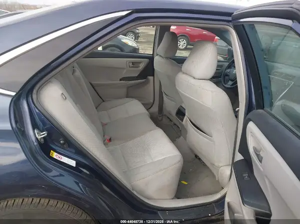 4T4BF1FK1GR527510 2016 TOYOTA CAMRY - Image 8