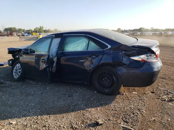 4T4BF1FK1GR528768 2016 TOYOTA CAMRY - Image 2