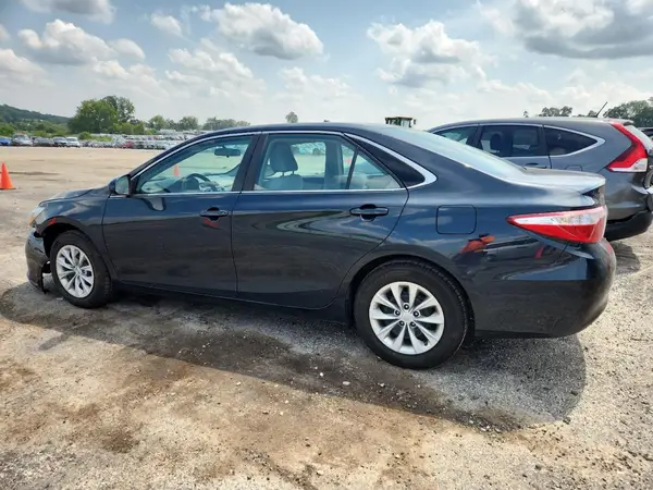 4T4BF1FK1GR529578 2016 TOYOTA CAMRY - Image 2