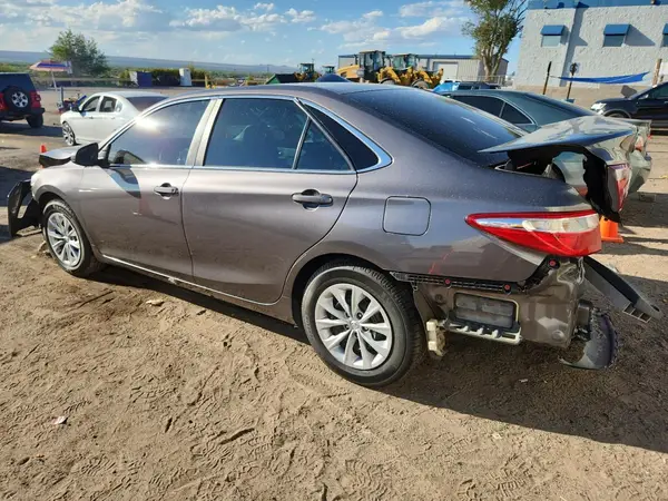 4T4BF1FK1GR535770 2016 TOYOTA CAMRY - Image 2