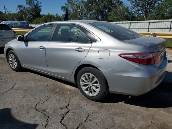 4T4BF1FK1GR536630 2016 TOYOTA CAMRY - Image 2