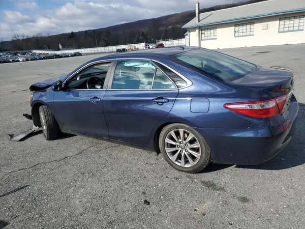 4T4BF1FK1GR537079 2016 TOYOTA CAMRY - Image 2