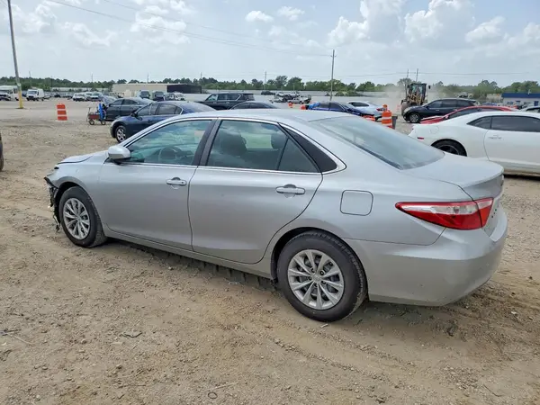 4T4BF1FK1GR548079 2016 TOYOTA CAMRY - Image 2