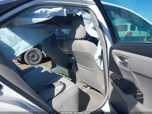 4T4BF1FK1GR560054 2016 TOYOTA CAMRY - Image 8