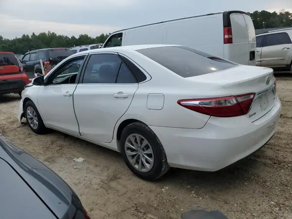 4T4BF1FK1GR560183 2016 TOYOTA CAMRY - Image 2