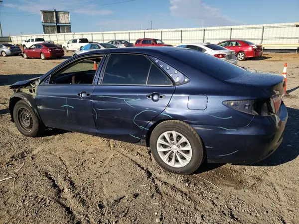4T4BF1FK1GR562838 2016 TOYOTA CAMRY - Image 2