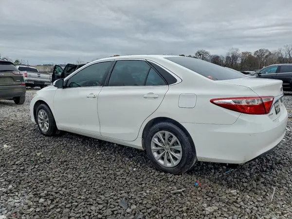 4T4BF1FK1GR565982 2016 TOYOTA CAMRY - Image 2