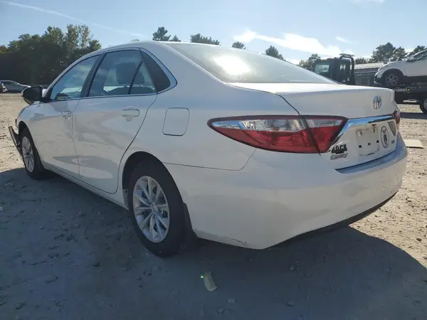 4T4BF1FK1GR567280 2016 TOYOTA CAMRY - Image 2
