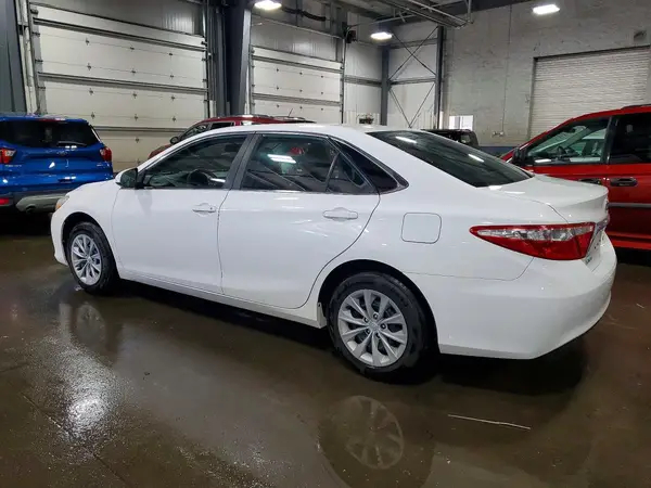 4T4BF1FK1GR567876 2016 TOYOTA CAMRY - Image 2