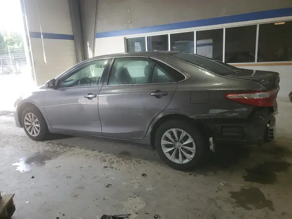 4T4BF1FK1GR573144 2016 TOYOTA CAMRY - Image 2