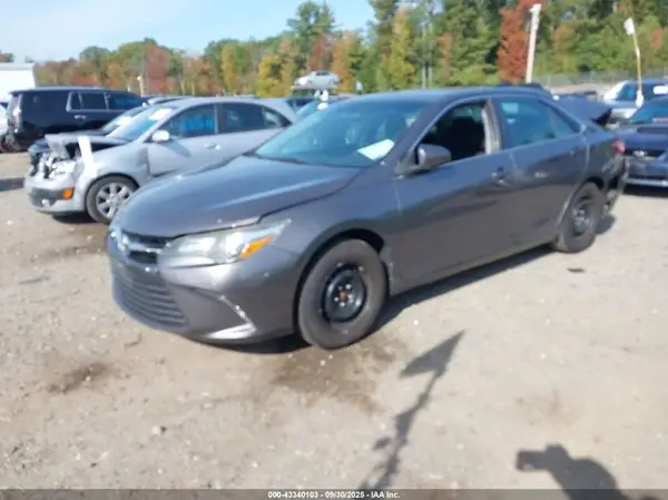 4T4BF1FK1GR575105 2016 TOYOTA CAMRY - Image 2