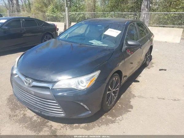 4T4BF1FK2GR518508 2016 TOYOTA CAMRY - Image 2