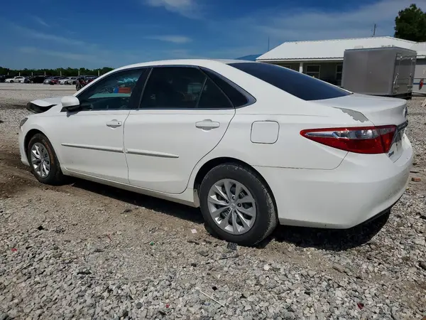 4T4BF1FK2GR522610 2016 TOYOTA CAMRY - Image 2