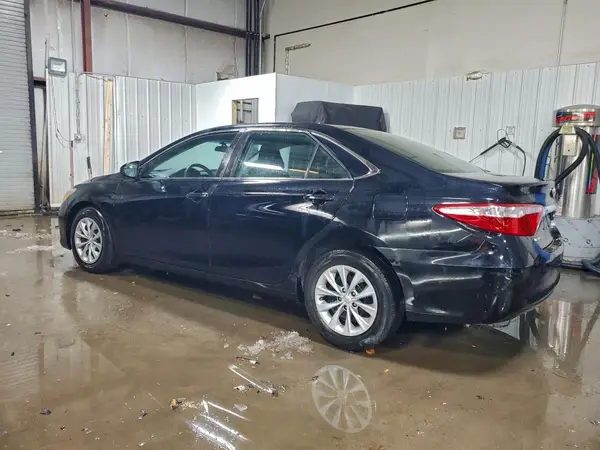 4T4BF1FK2GR523515 2016 TOYOTA CAMRY - Image 2
