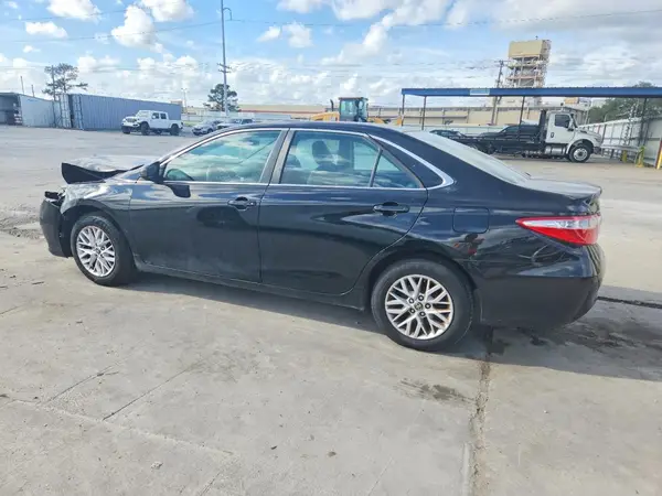4T4BF1FK2GR526088 2016 TOYOTA CAMRY - Image 2