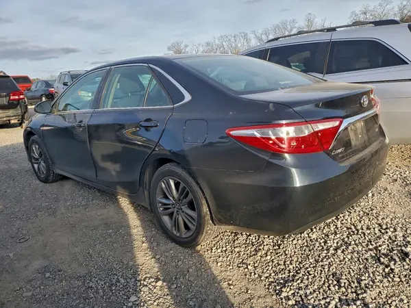 4T4BF1FK2GR527127 2016 TOYOTA CAMRY - Image 2