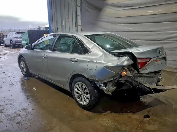 4T4BF1FK2GR528018 2016 TOYOTA CAMRY - Image 2