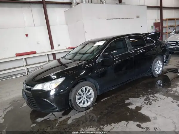 4T4BF1FK2GR533574 2016 TOYOTA CAMRY - Image 2